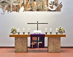 Gottesdienst Kirche Traunreut