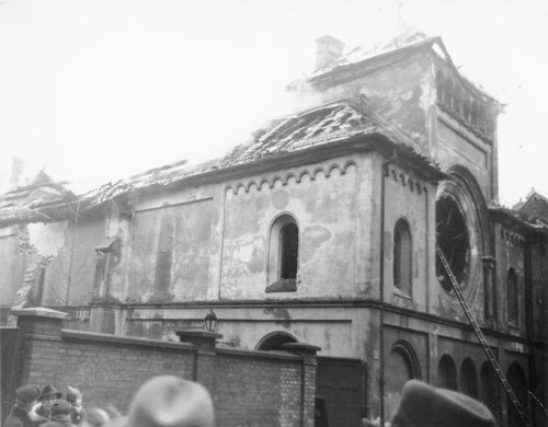 Zerstörte Synagoge