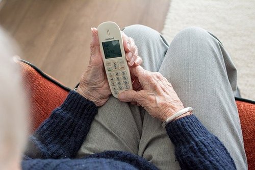 Predigten am Telefon hören